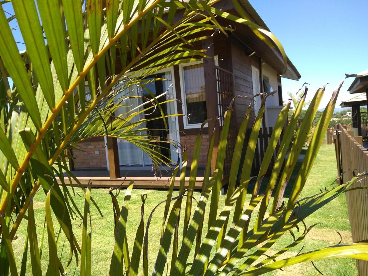 Villa Suhr Cabanas Прайя-ду-Роза Экстерьер фото